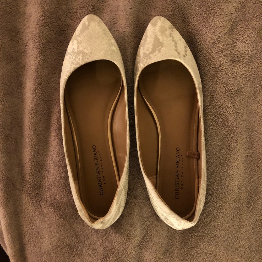 Christian Siriano flats-Grey and white snake print pattern.